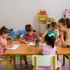 Zajęcia z pedagogiem – jak pomóc dziecku z trudnościami edukacyjnymi