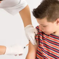 Jakie leki może podać pielęgniarka szkolna? Zobacz, co jest dozwolone