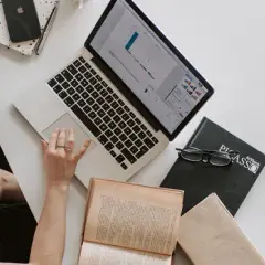 Co po studiach podyplomowych? Jak wykorzystać nową wiedzę w karierze