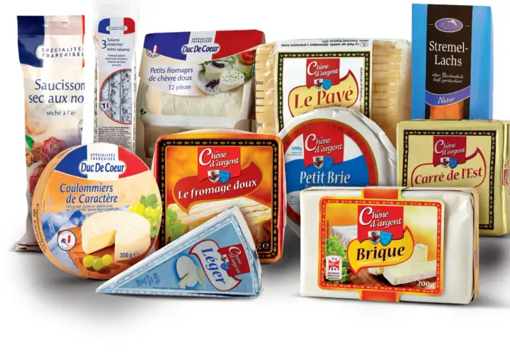Różnorodne sery, np. Le Pave, Petit Brie, Coulommiers, Brique. Co to jest fromage? To francuski ser, a tutaj mamy ich bogaty wybór.