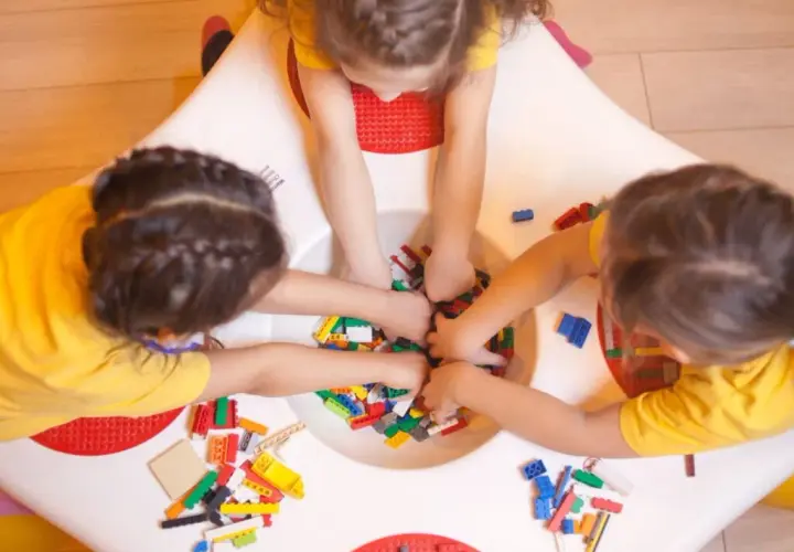 Zajęcia ruchowe z elementami integracji sensorycznej dla lepszej koncentracji dzieci