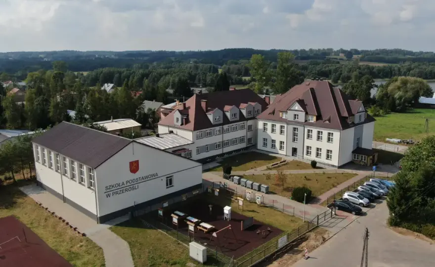 Ile kosztuje duplikat legitymacji szkolnej? Sprawdź procedurę