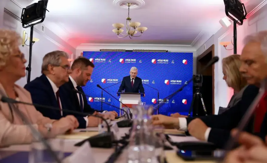 Po prawie: Kariera w Polsce tradycja czy alternatywy?