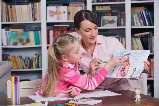 Zdjęcie Zajęcia z terapii pedagogicznej w szkole podstawowej - kluczowe korzyści dla dzieci