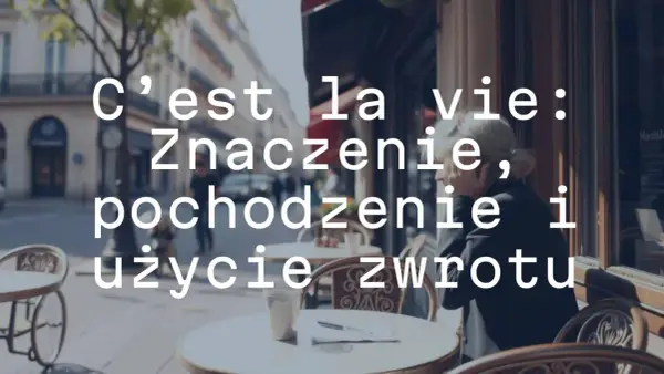 C'est la vie: znaczenie, pochodzenie i użycie zwrotu. Kobieta siedzi w paryskiej kawiarni.