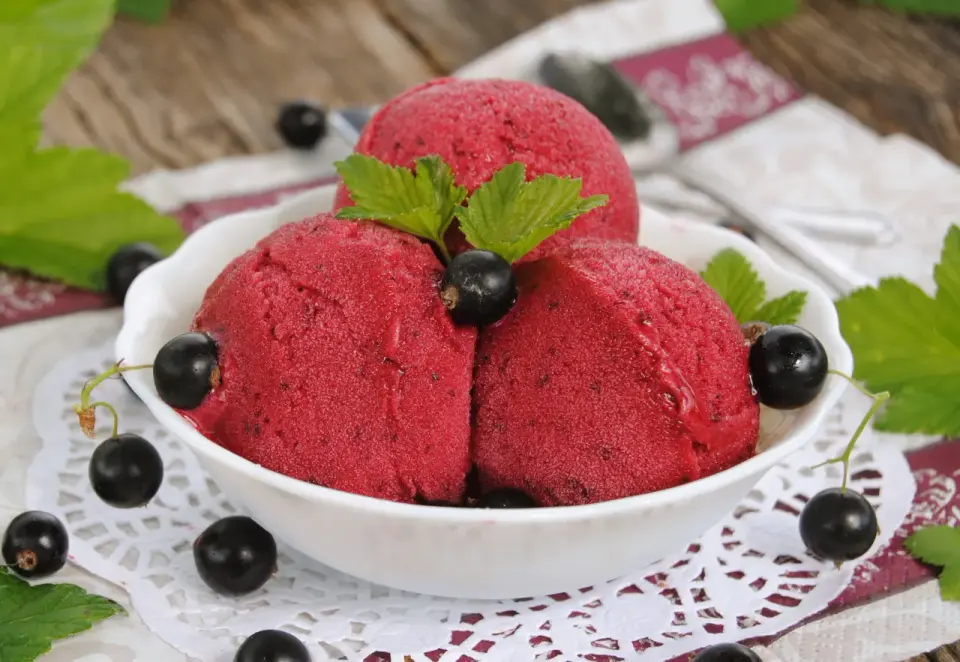 Lody po francusku: "la glace" i "le sorbet" jak zamówić?